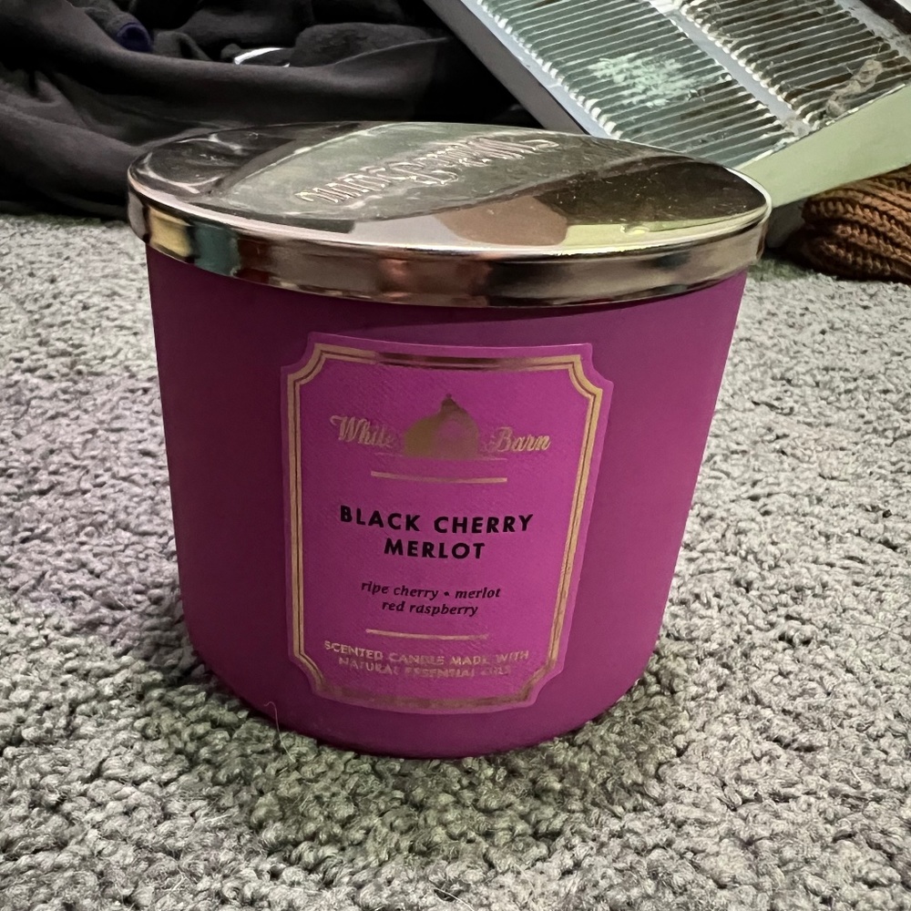Bath & Body Works: Black Cherry Merlot 3-Wick Candle